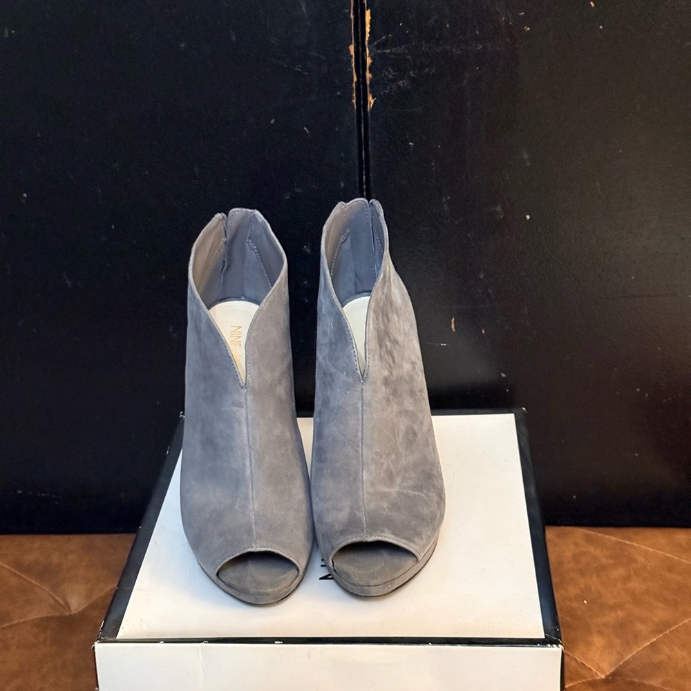 Nine West Gray Suede Ankle Booties